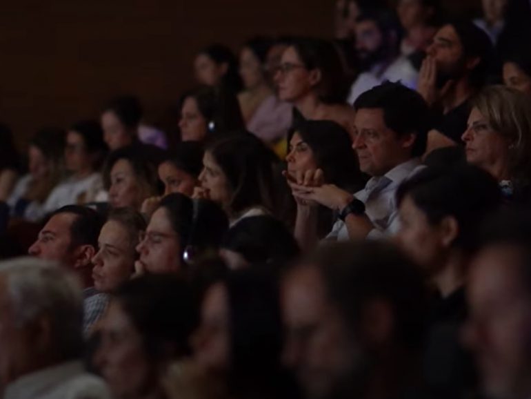 Veja como foi a palestra de Philippa Perry no G.A.T.E. 2024
